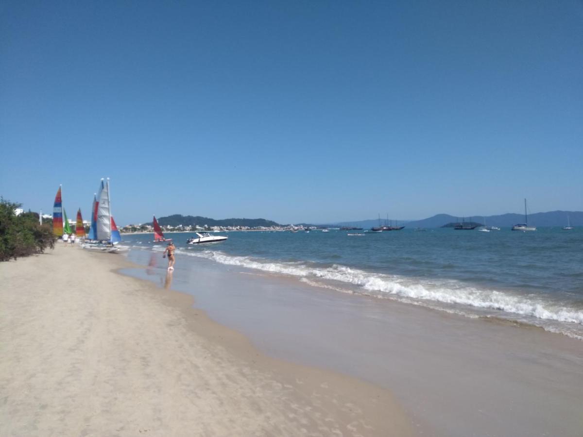 Apto Na Praia De 1 Dormitorio Com Vista Pro Mar A Poucos Passos Da Areia Apartment Florianopolis Exterior photo